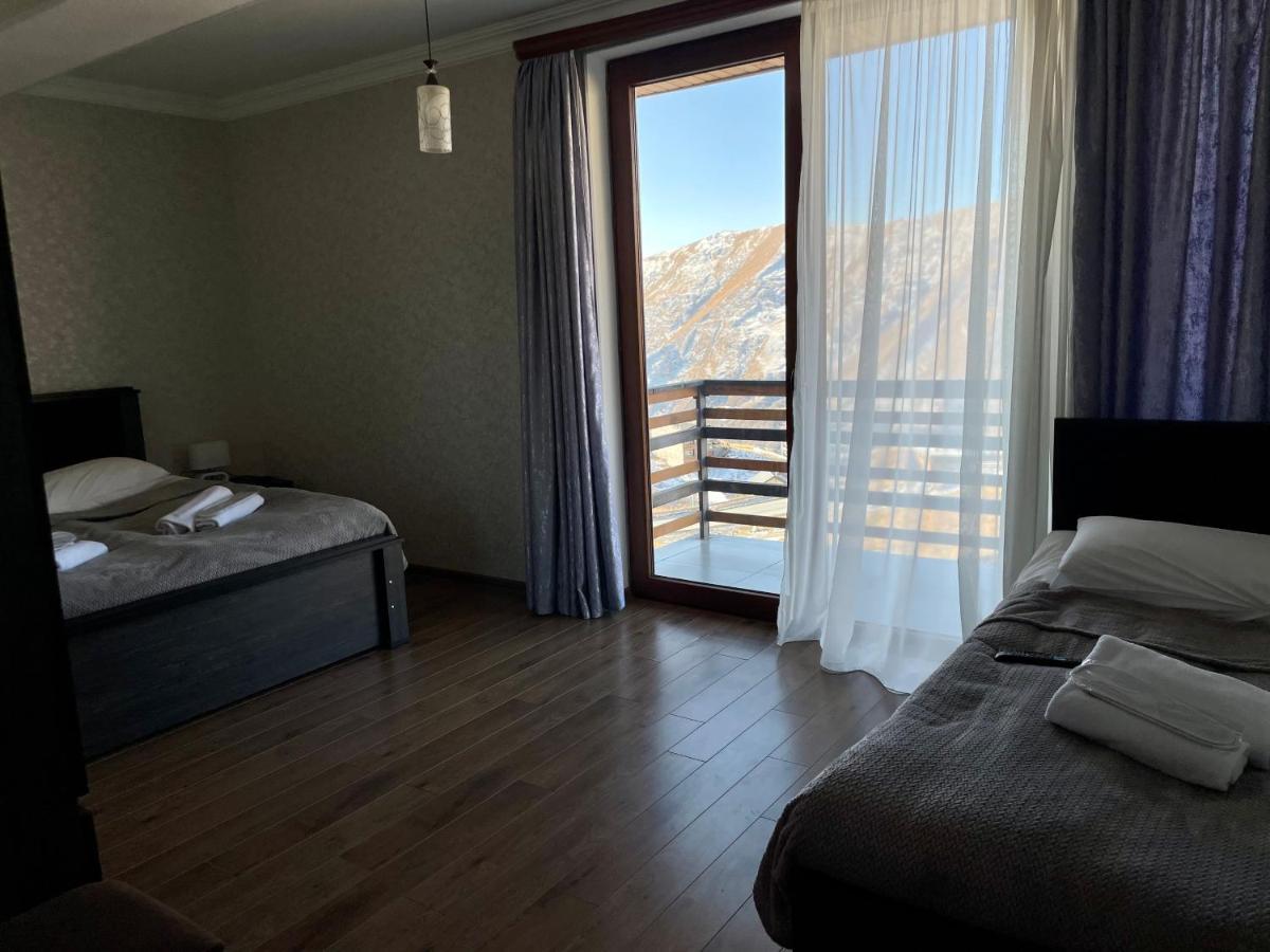 Gudauri Hillsite Hotel Eksteriør billede