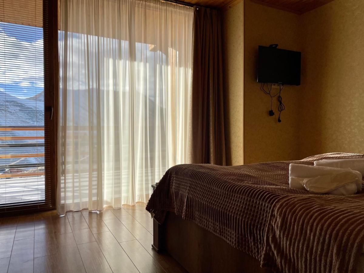 Gudauri Hillsite Hotel Eksteriør billede
