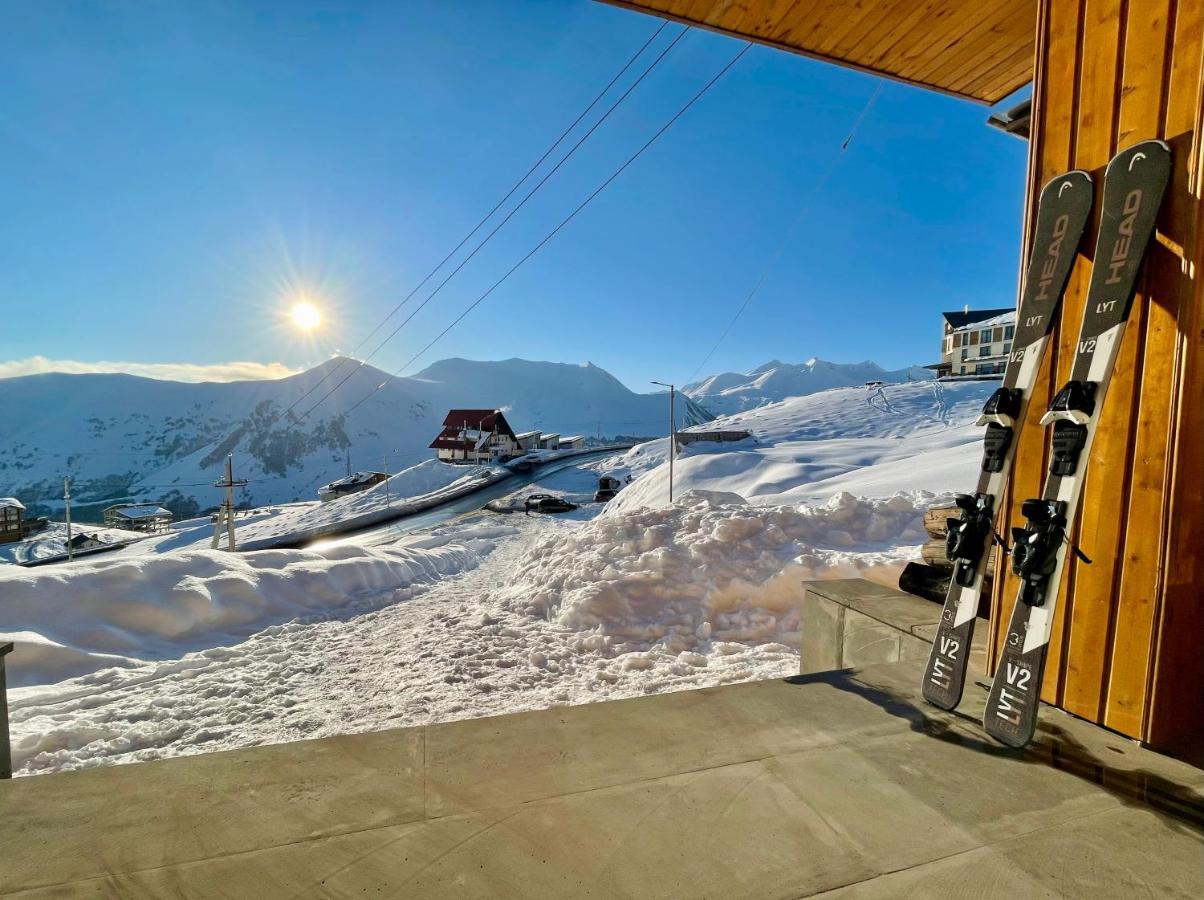 Gudauri Hillsite Hotel Eksteriør billede