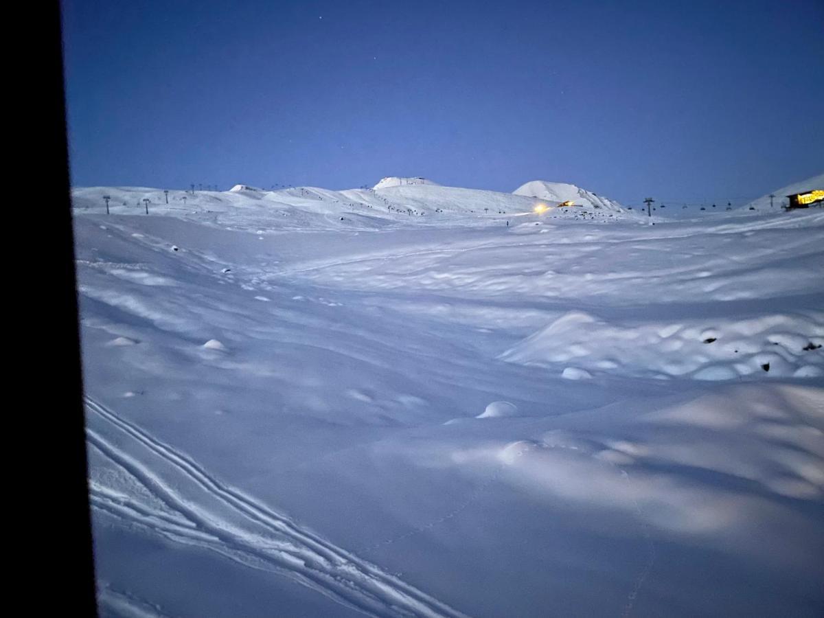 Gudauri Hillsite Hotel Eksteriør billede